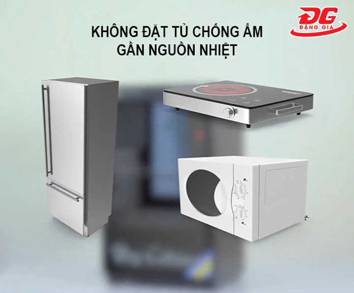 đặt tủ chống ẩm 500L xa nguồn nhiệt