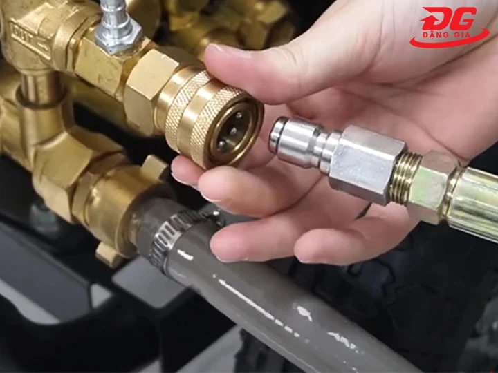 Đặc điểm cấu tạo của khớp nối nhanh máy rửa xe và dây