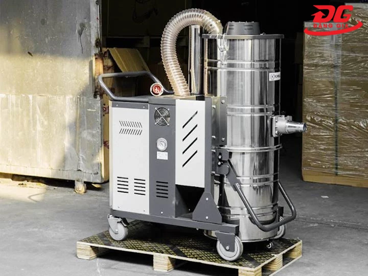 Máy hút bụi 3 pha Kumisai KMS100