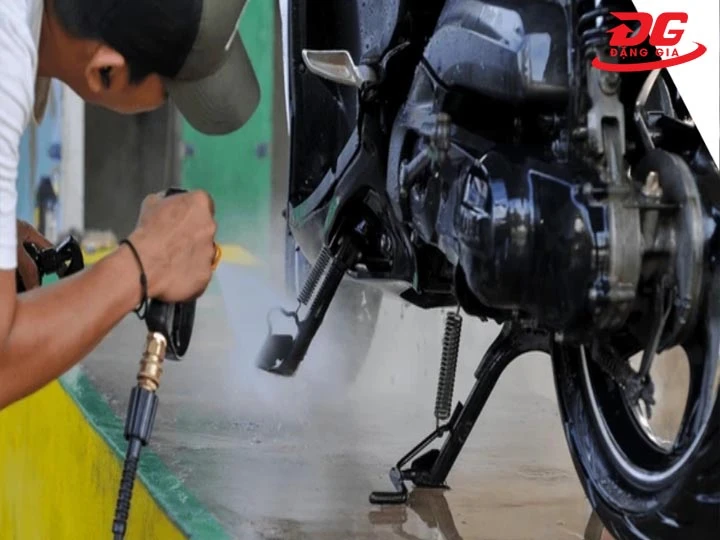 Chăm sóc ô tô Tường Duy