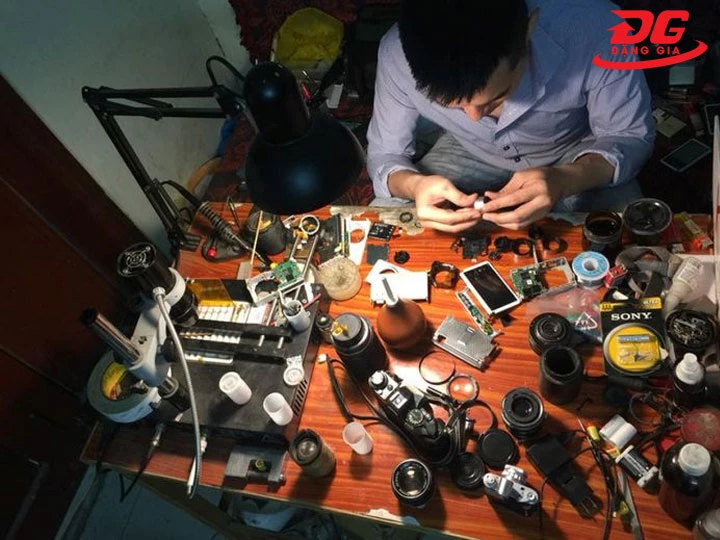 sửa máy ảnh tại TPHCM Nguyễn Vũ Camera