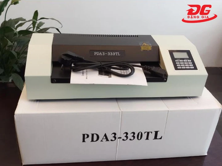 Tác dụng của mainboard máy ép nhựa