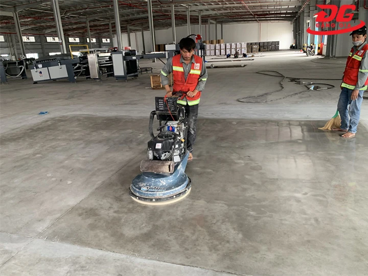 Đĩa mài sàn bê tông 4 lưỡi SF07 có nhiều ứng dụng