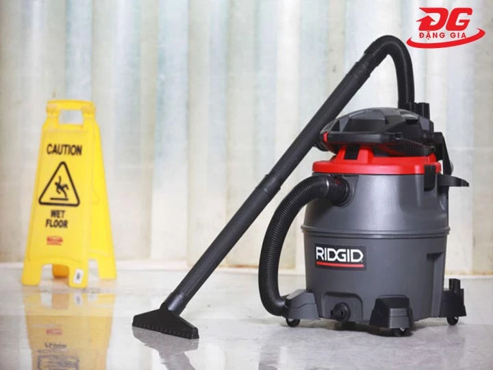 máy hút bụi công nghiệp Ridgid giảm bụi bẩn