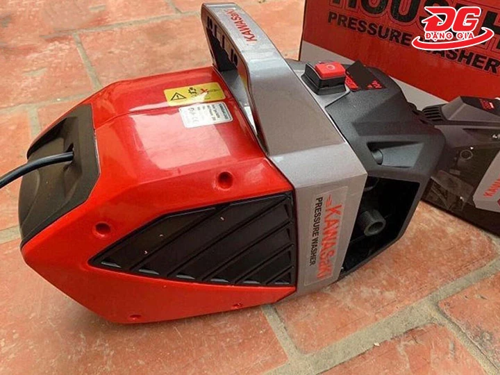 Máy rửa xe Kawasaki 2400W