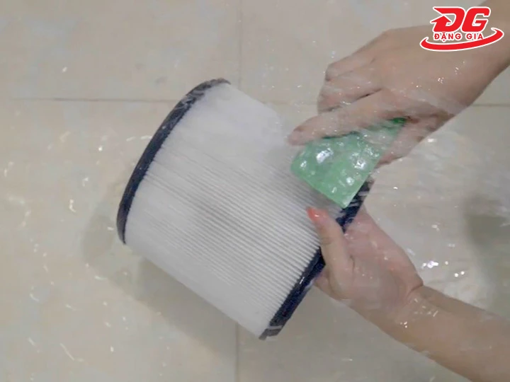 vệ sinh bộ lọc hepa