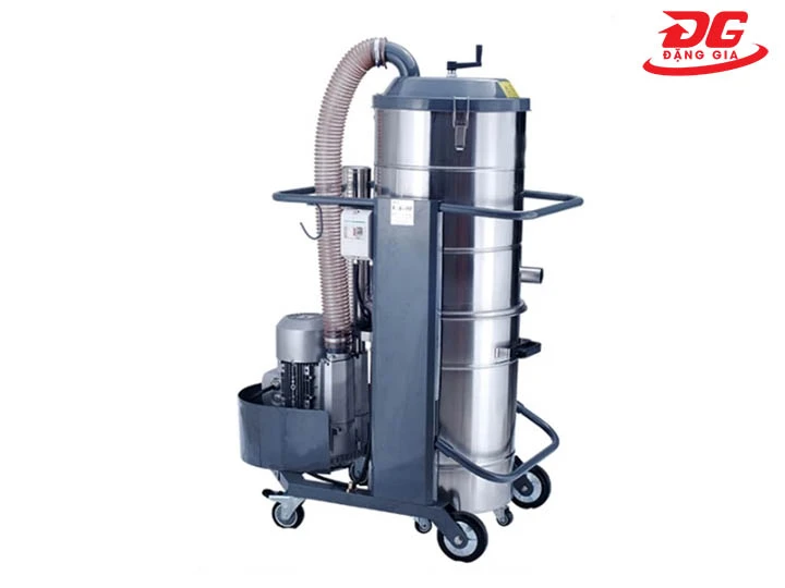 Máy hút bụi 4000W Kumisai KMS40J