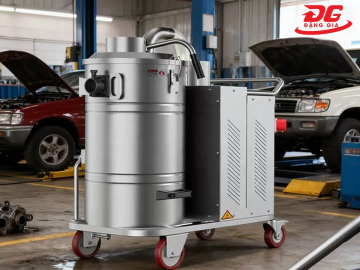 máy hút bụi 4000W vỏ máy cứng cáp