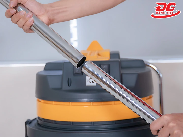 lắp ống dẫn chặt chẽ