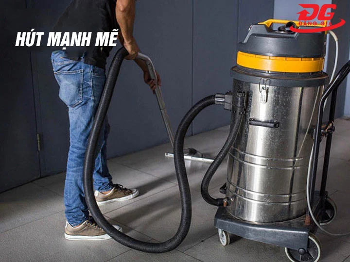 Máy hút bụi 3200W mạnh mẽ