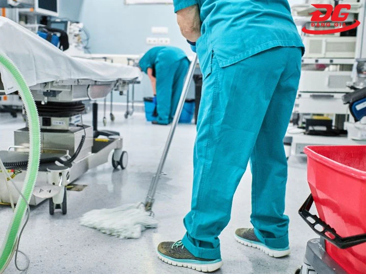 Bí kíp sử dụng nước lau sàn bệnh viện