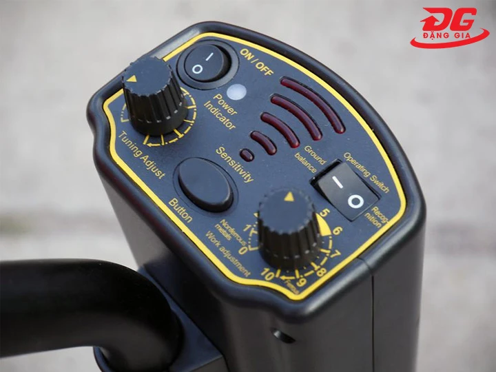 Cách dùng máy dò kim loại AR944