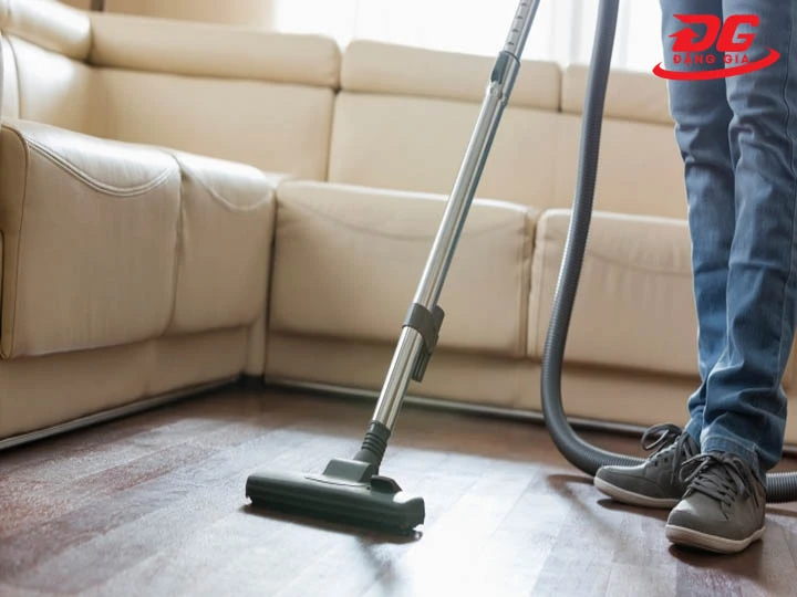 sử dụng máy hút bụi Hukan