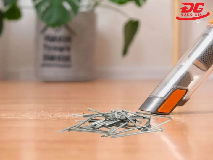 Hút những vật cứng, quá khổ