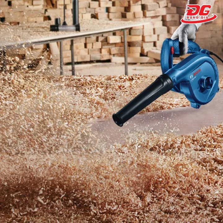 sử dụng máy hút bụi tích hợp thổi bụi