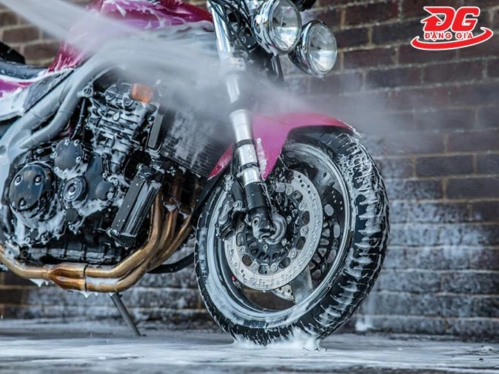 Hẻm Rửa Xe (Tùng Phương)