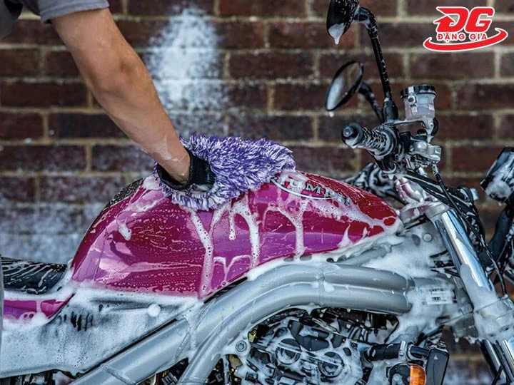 Tiệm rửa xe Duy Khánh