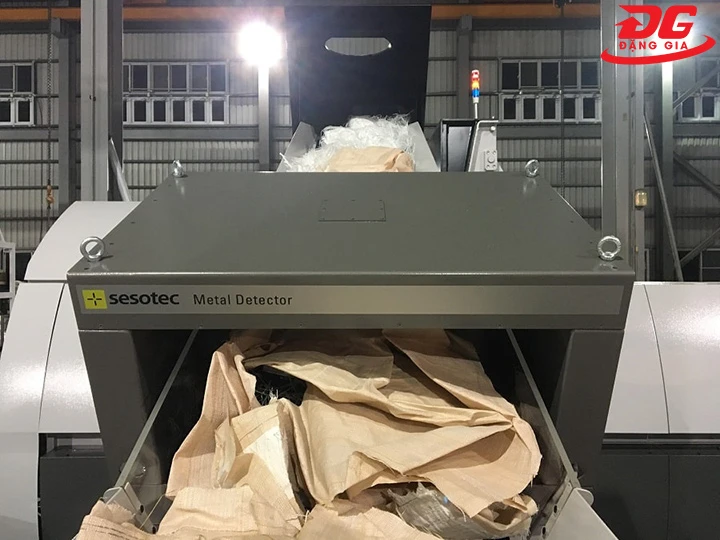 Đặng Gia - Tổng kho phân phối máy dò kim loại Sesotec