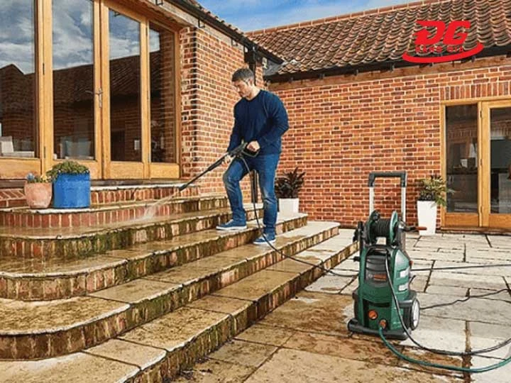 Máy rửa xe Bosch AQT 33-10 hoạt động liên tục