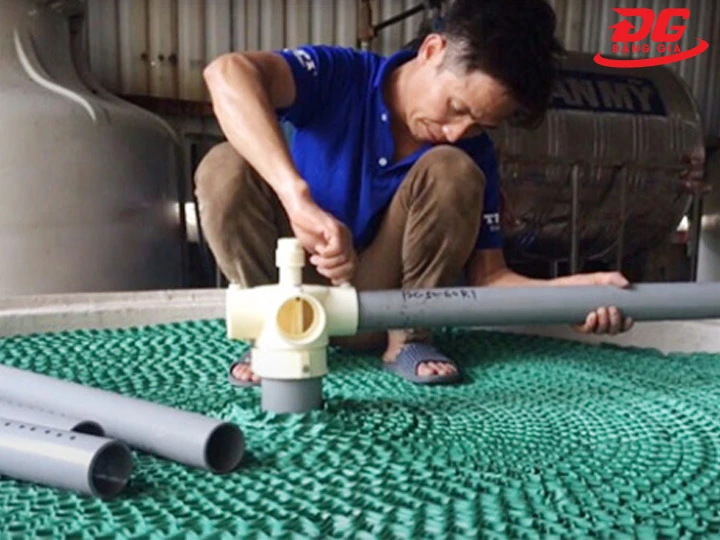 lắp đặt đầu phun ABS DN90 6 HOLES 