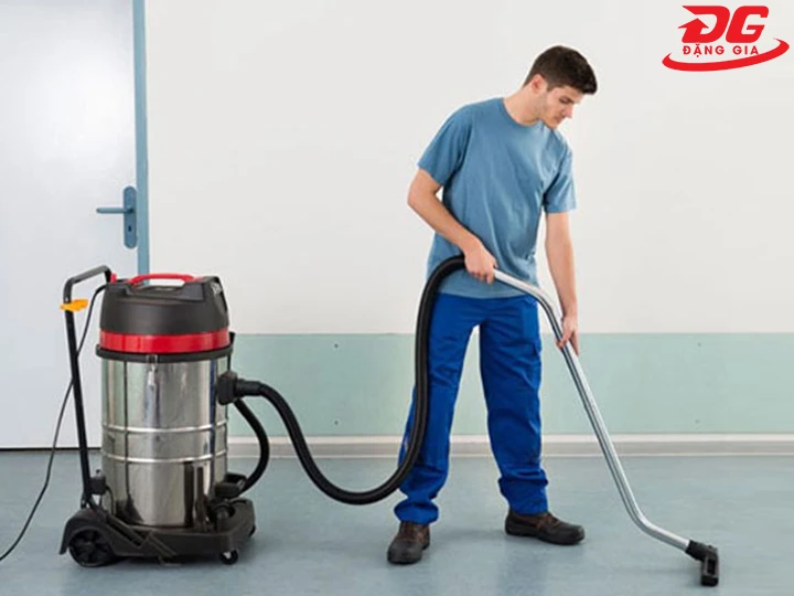 Cách dùng máy hút bụi 50L
