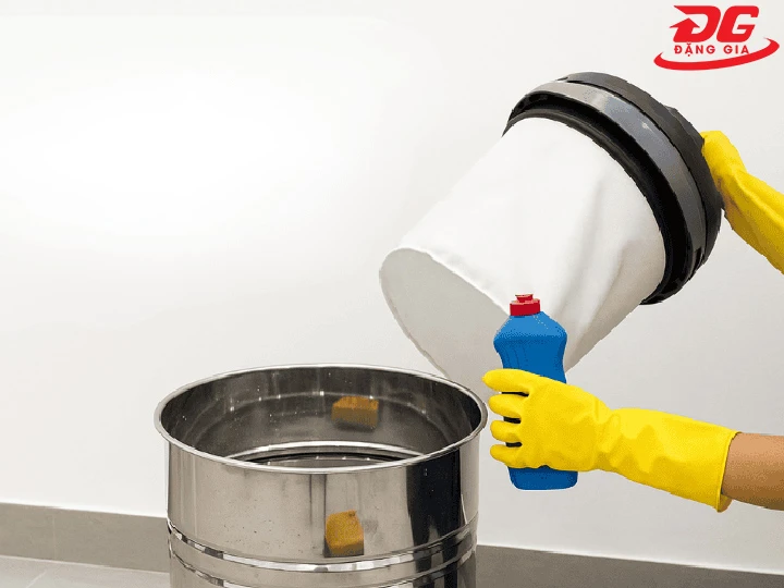 Vệ sinh và bảo quản để máy bền như mới