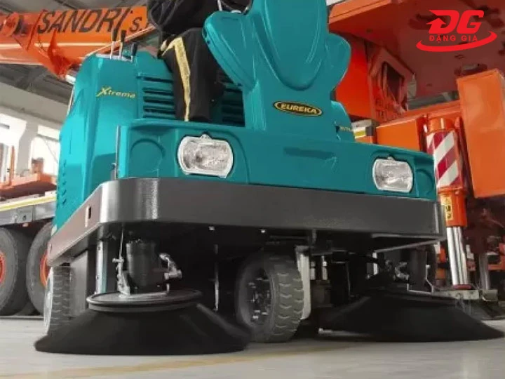 Xe quét rác eureka Chạy êm linh hoạt
