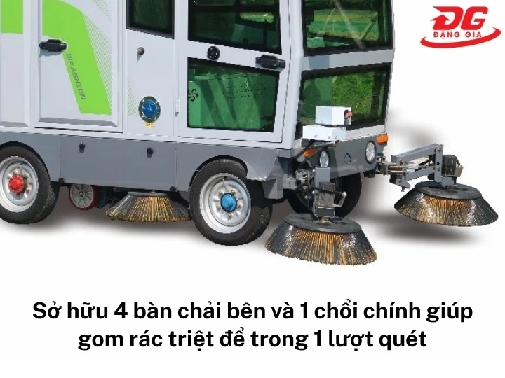xe quét rác ngồi lái Kumisai KMS S18 Cơ chế quét - hút kết hợp