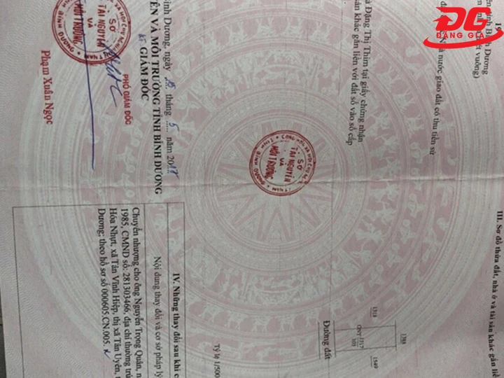 Các giấy tờ có dập nổi