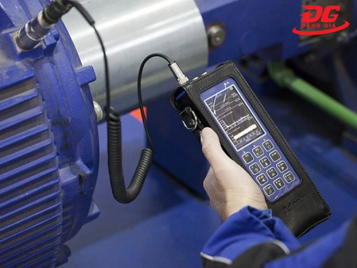 máy đo rung tháp giải nhiệt