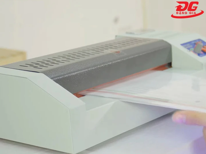 Bí quyết chăm sóc và vận hành máy ép plastic Hưng Yên