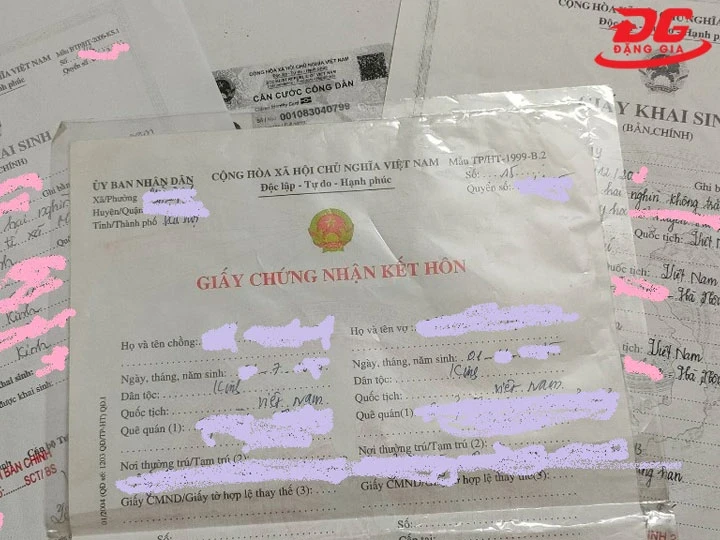 ép plastic giấy đăng ký kết hôn không đúng quy định