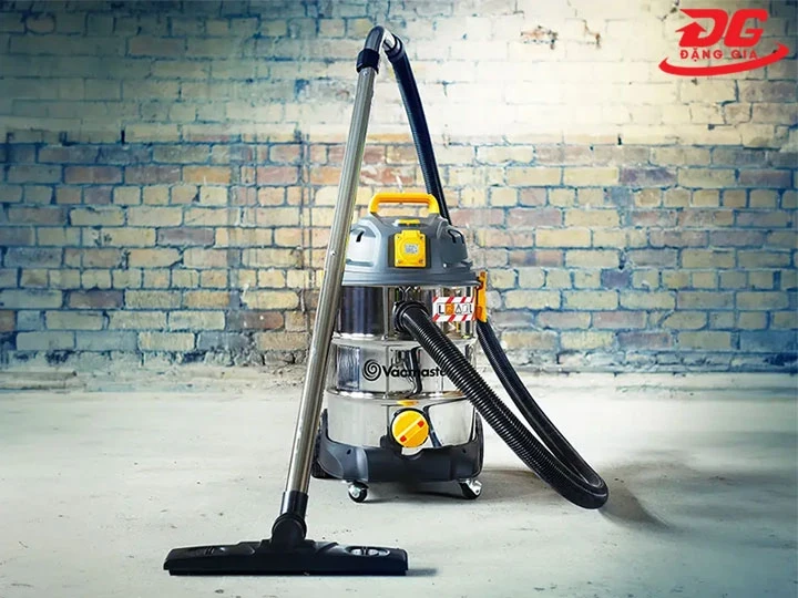 máy hút bụi công nghiệp lớn bao nhiêu tiền