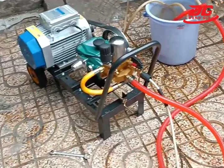 Máy xịt rửa 1hp Amax AM22-TP1.1kW dòng dây đai