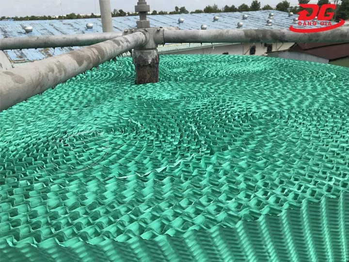 Tấm tản nhiệt PVC tròn bền bỉ