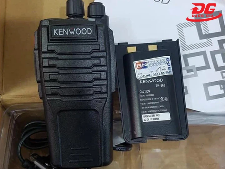 Máy bộ đàm cầm tay Kenwood TK568