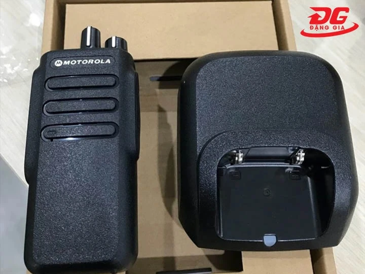 Máy bộ đàm Motorola CP 8600 Plus