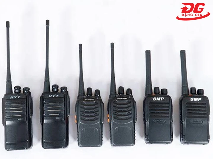 Chọn mua máy bộ đàm 3km