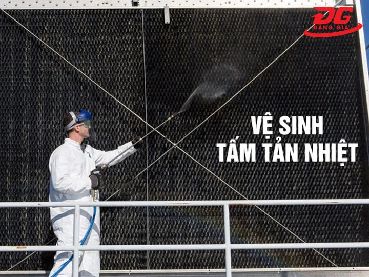 lưu ý cần biết khi vệ sinh tấm tản nhiệt Kumisai KMS-03