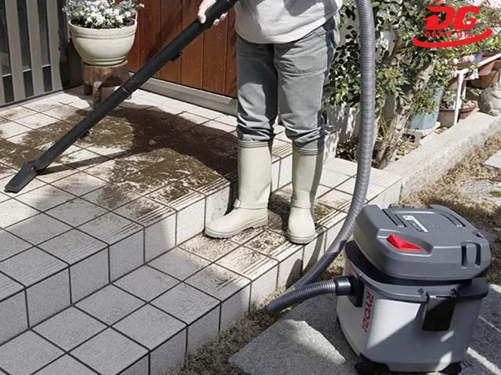 vận hành máy hút bụi 5 lít