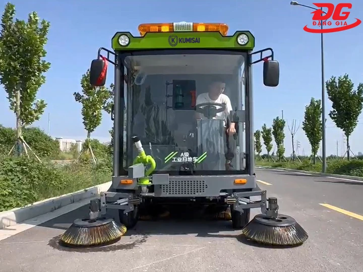 bán Xe quét rác Kumisai KMS25