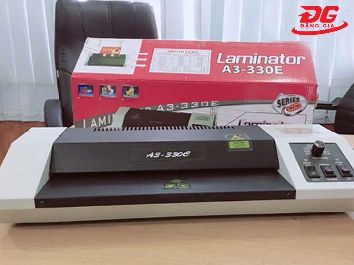 máy ép plastic tại Đà Nẵng đa năng