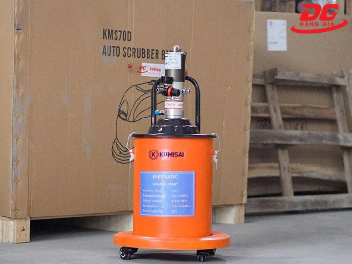 chi phí mua máy bơm mỡ bao nhiêu tiền