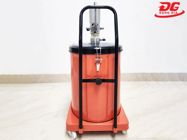 máy bơm mỡ khí nén đạt tốc độ cao hơn nhiều lần