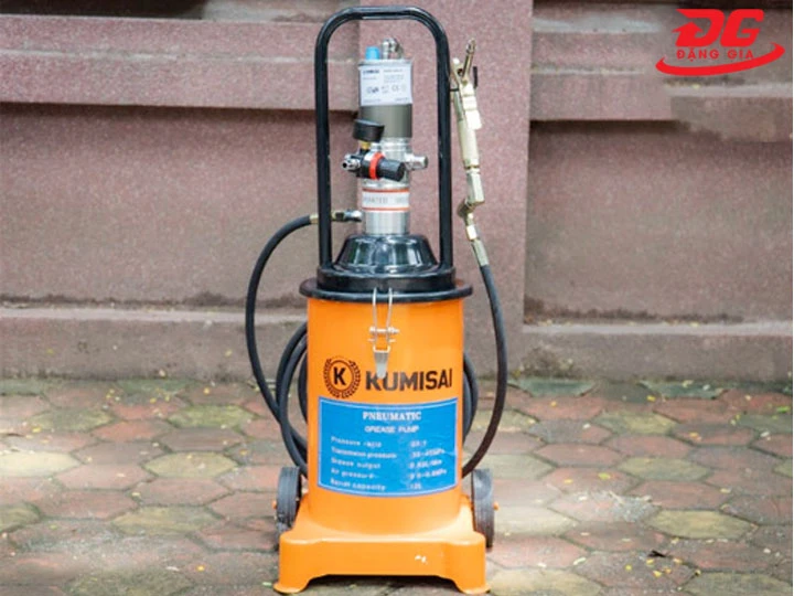 máy bơm mỡ Nhật Bản hỗ trợ tối đa cho việc duy trì tuổi thọ