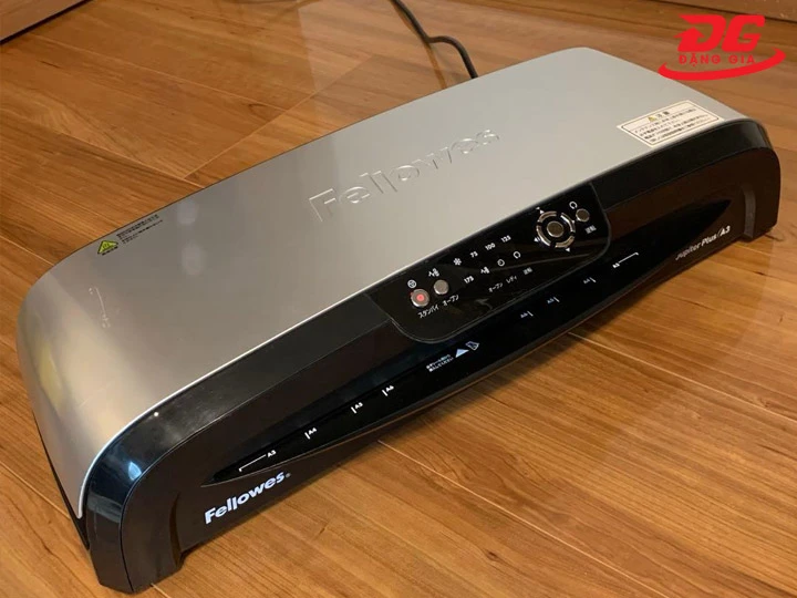 Máy ép plastic Nhật Bản So sánh công nghệ