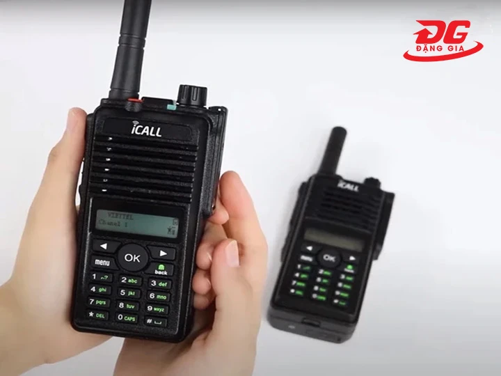 Bộ đàm 20km cầm tay iCall POC 555 LTE