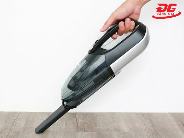 Máy hút bụi cầm tay Sharp