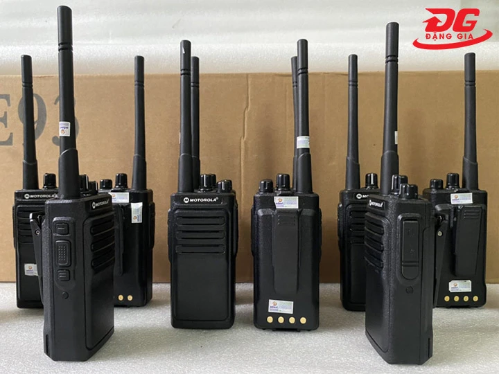 Mua bộ đàm 2 chiều