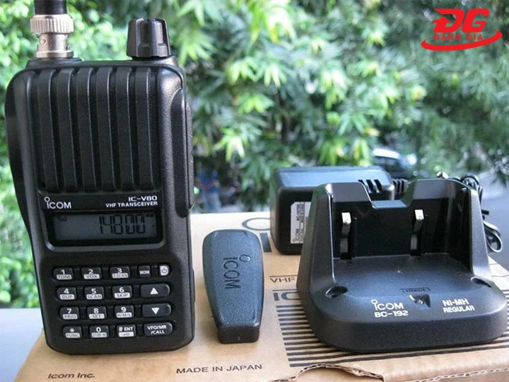 Bộ đàm ICOM IC-V80
